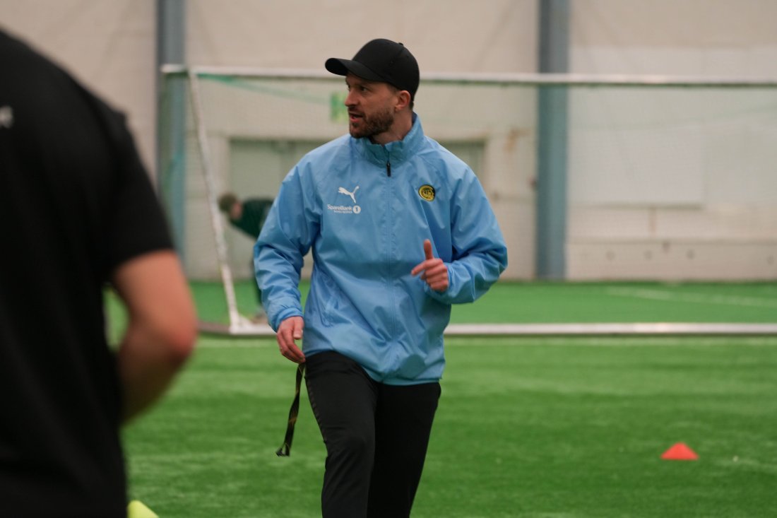 Leder Olav Øverli i fint driv på treningsfeltet. Foto: Rune Larsen