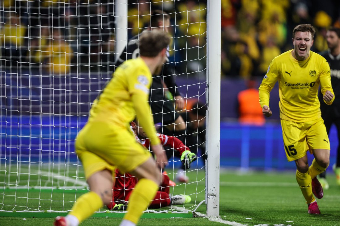 Fredrik André Bjørkan og Ole Didrik Blomberg feirer scoring mot Juventus på Aspmyra