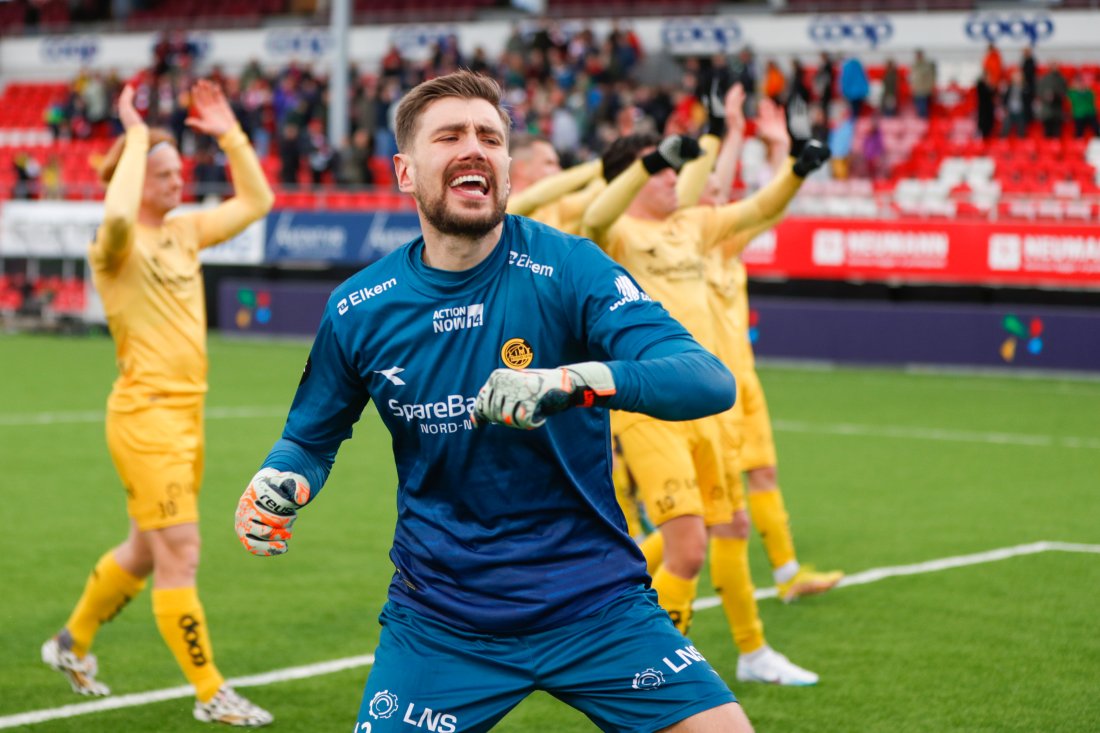 Nikita Haikin feirer tre poeng og seier i Tromsø 16. mai 2023