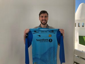 Nikita Haikin signerer for klubben.