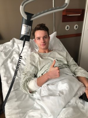 Håkon Evjen etter operasjonen.