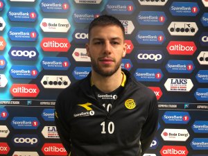 Philip Zinckernagel har nytt draktnummer.