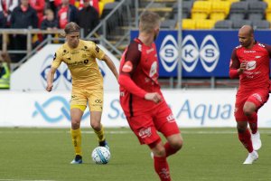Ulrik Saltnes mot Brann hjemme på Aspmyra.