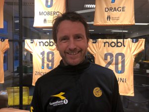 Stig Johansen har signert fire nye år med klubben som trenerutvikler.