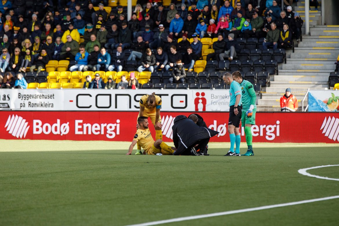 José Isidoro fikk seg en stempling i høyre fot under kampen mot Strømsgodset.