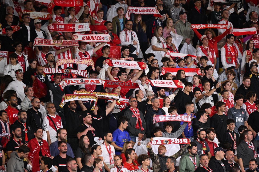 MONACO, MONACO - OCTOBER 22: Fans of Monaco show their support by displaying scarfs during the UEFA Champions League 2025/26 League Phase MD3 match between AS Monaco and Tottenham Hotspur at Stade Louis II on October 22, 2025 in Monaco, Monaco. (Photo by Mattia Ozbot - UEFA/UEFA via Getty Images)