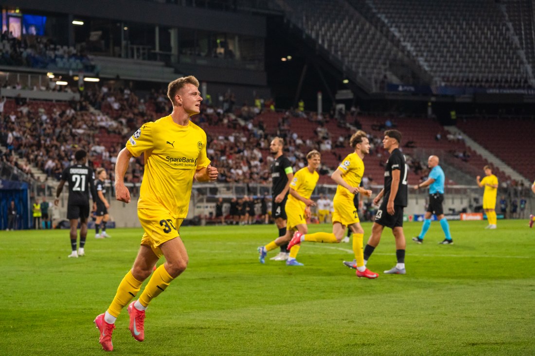 Mathias Jørgensen jubler for scoring mot Sturm Graz i Klagenfurt sommeren 2025