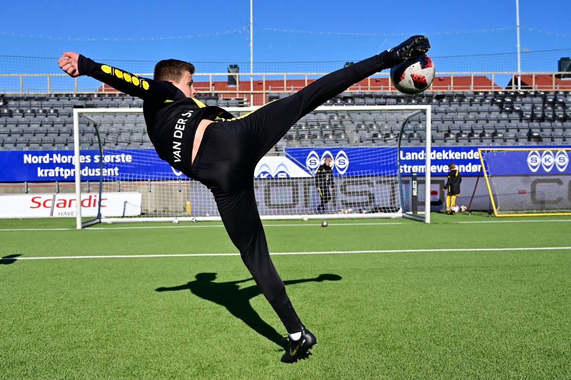 Fotballaktivitet på Åpen dag.