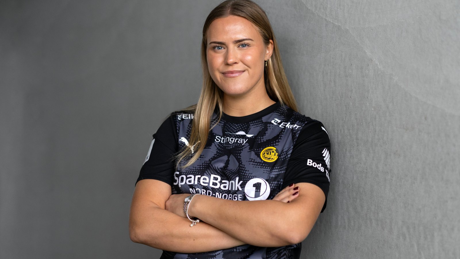 Portrett av Marie Aspenes i Glimtdrakt 