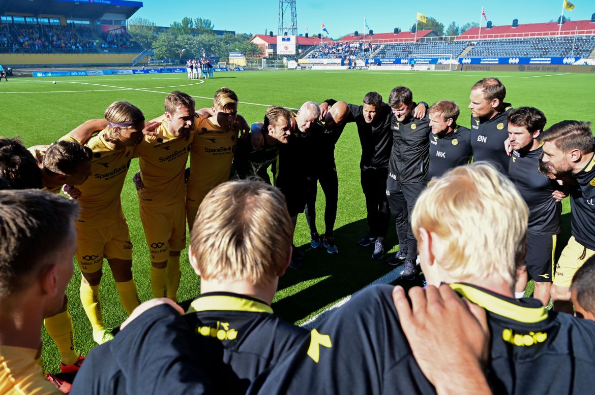 Laget før kamp mot Strømsgodset.