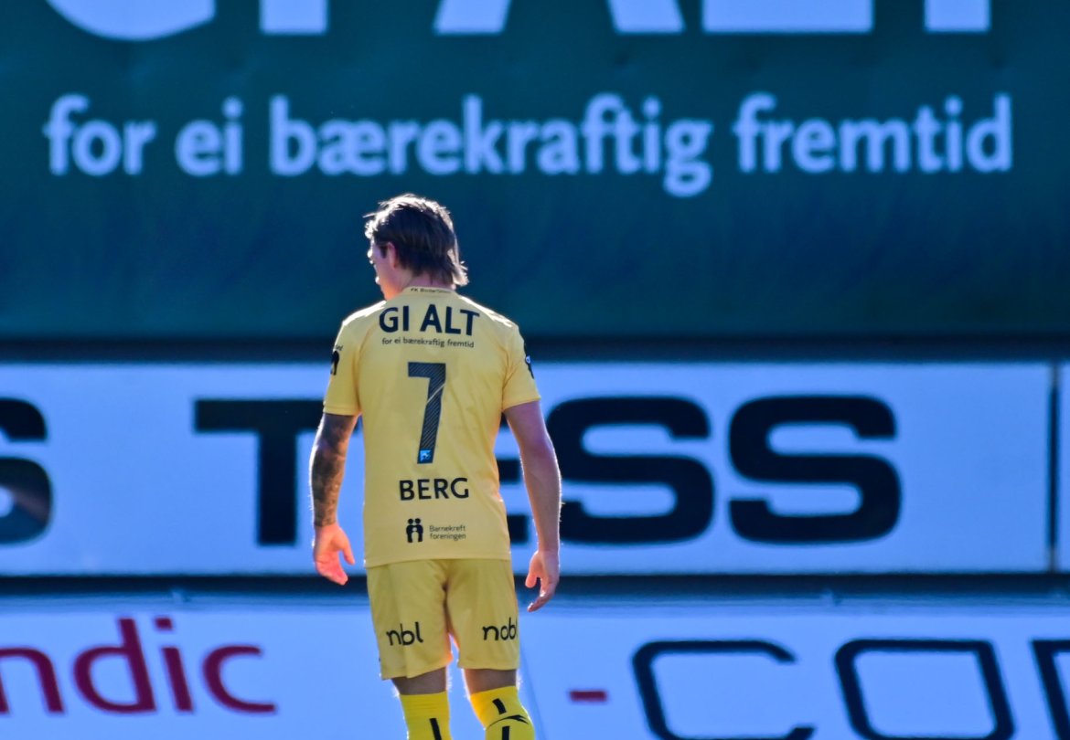 GI ALT for ei bærekraftig fremtid. Iris Salten var kamppartner unde krampen mot Strømsgodset, og vi har innført kildesortering på stadion.