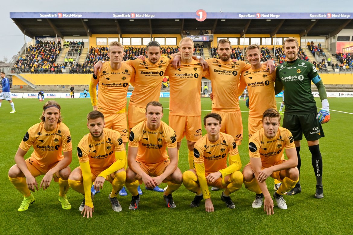 Lagbilde før kampen mot Sarpsborg 08.