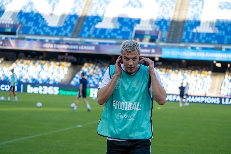Jostein Gundersen på trening med laget dagen før møtet med Napoli. Foto: Niklas Aune Johnsen