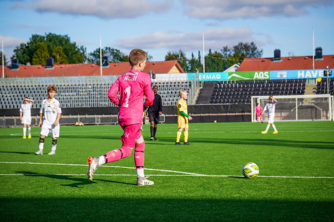 Spillere under Salten Aqua-samling på Aspmyra 2022. Salten Aqua talentsamling.